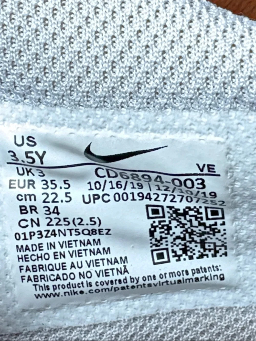Nike Kids Light Gray and Hot Pink Low-Top Sneakers - Picture 4 of 4